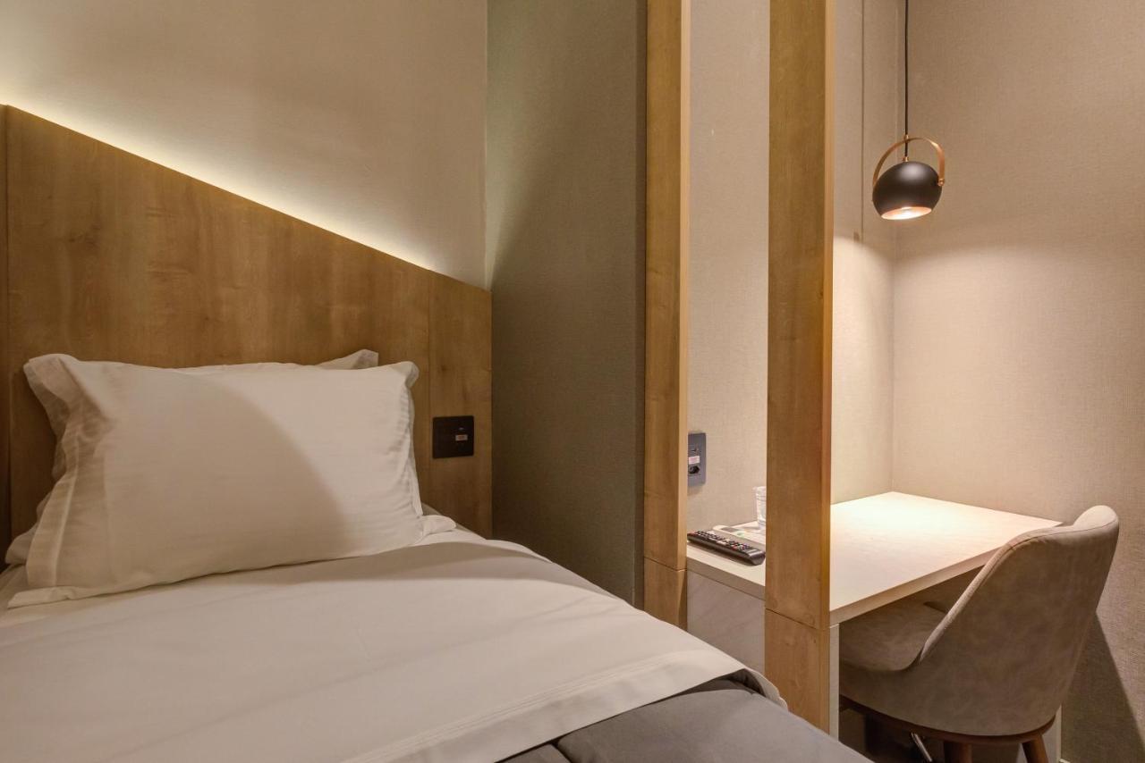 Fast Sleep Suites By Slaviero Hoteis - Hotel Dentro Do Aeroporto De Guarulhos - Terminal 2 - Desembarque Oeste Exteriör bild