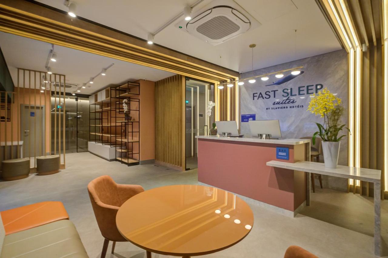 Fast Sleep Suites By Slaviero Hoteis - Hotel Dentro Do Aeroporto De Guarulhos - Terminal 2 - Desembarque Oeste Exteriör bild