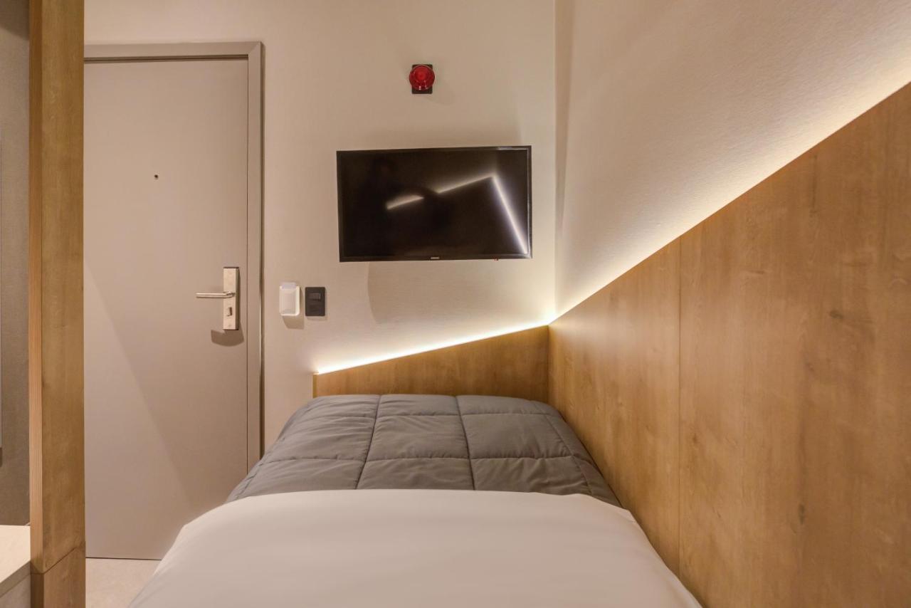 Fast Sleep Suites By Slaviero Hoteis - Hotel Dentro Do Aeroporto De Guarulhos - Terminal 2 - Desembarque Oeste Exteriör bild