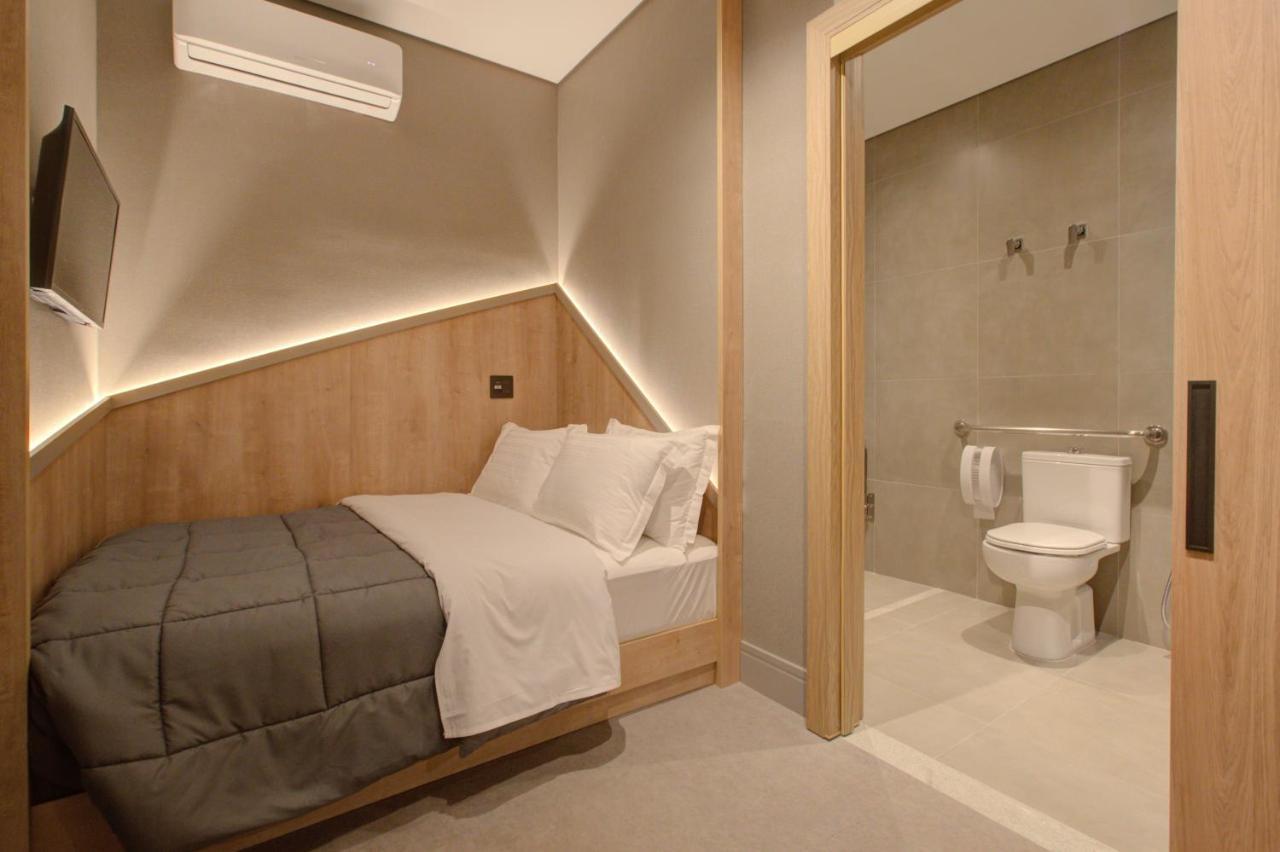 Fast Sleep Suites By Slaviero Hoteis - Hotel Dentro Do Aeroporto De Guarulhos - Terminal 2 - Desembarque Oeste Exteriör bild